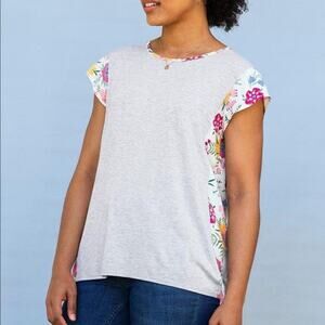 Matilda Jane Top XXL Gray Floral Contrast Be Yourself Short Sleeve Casual